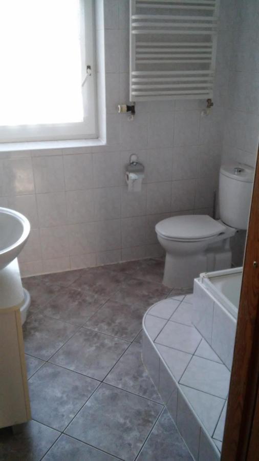 Pokoje Na Pogodnie Apartment Szczecin Exterior foto