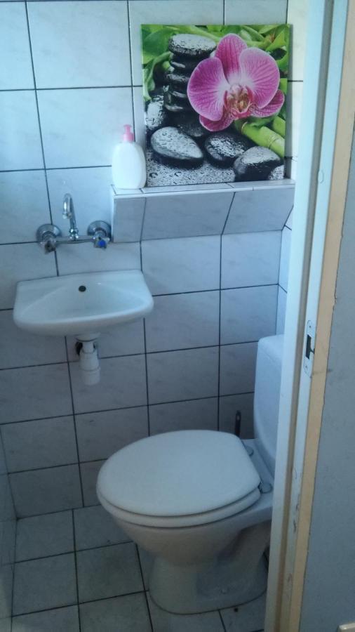 Pokoje Na Pogodnie Apartment Szczecin Exterior foto